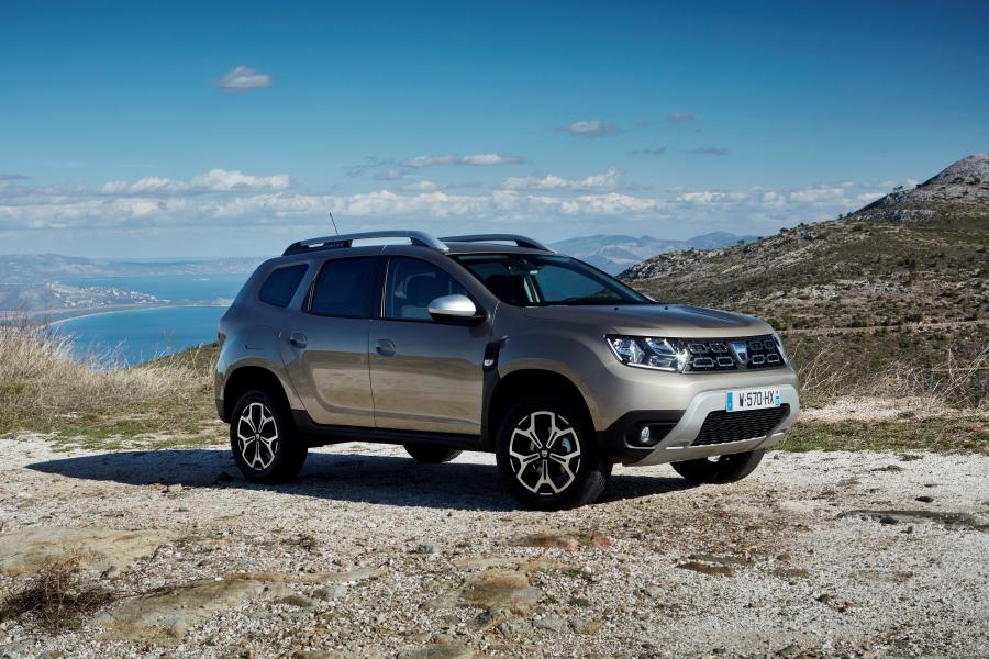  Dacia Duster 2017 года  (WW) (фото 1 из 257)